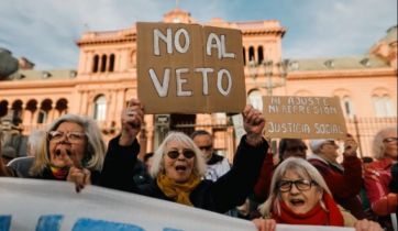 Números en rojo: los jubilados son uno de los más golpeados por el gobierno de Milei