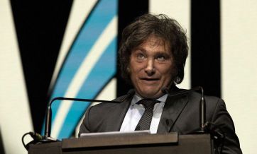 La gente cree que hay que ponerle más límites a Milei