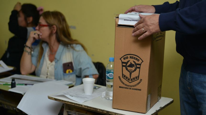 Cuál fue el monto destinado para las elecciones municipales del 27 de abril
