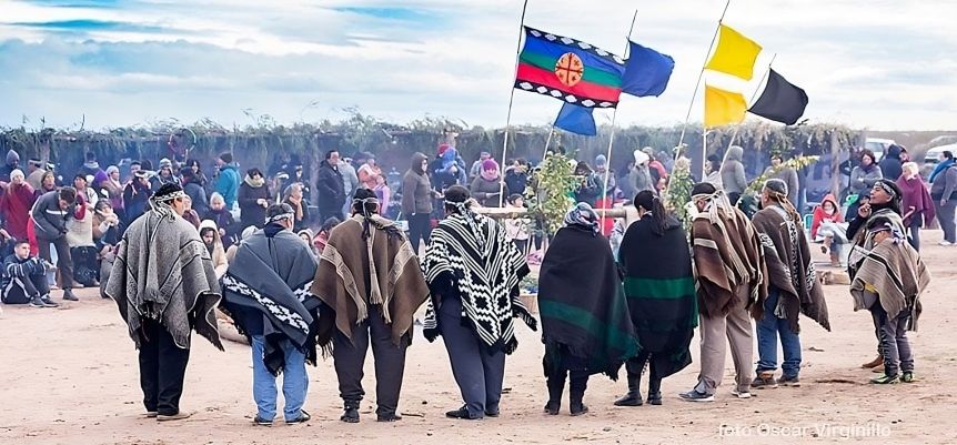 Formulan cargos por usurpación a lonko mapuche en conflicto por tierras de exjuez condenado