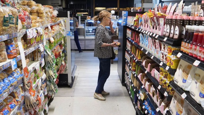 Con signos de desaceleración, el INDEC dará a conocer la inflación de mayo