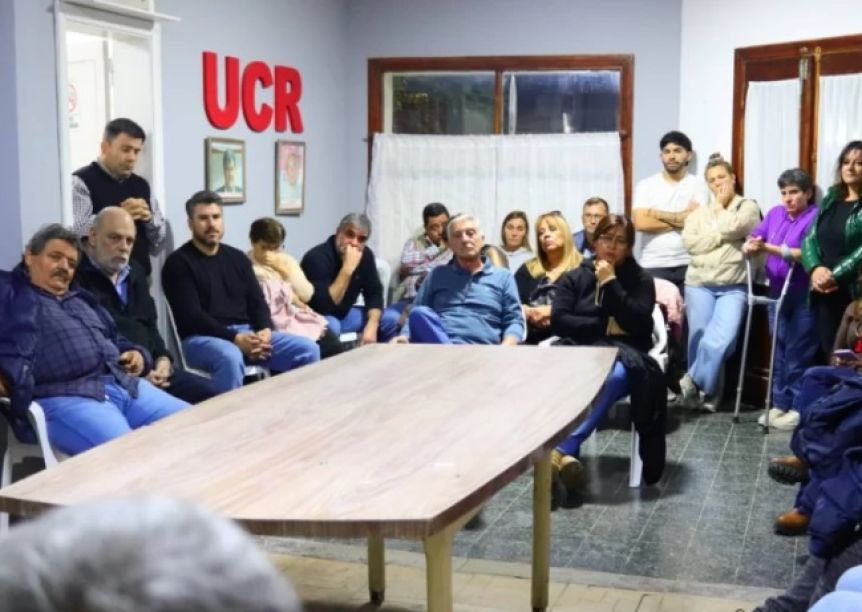 UCR: un sector rechaza conformar un frente y advierte sobre la “disolución de la identidad partidaria”