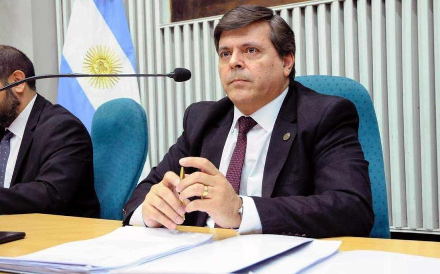 Leguizamón pidió volver a la UCR pero le rechazaron la ficha