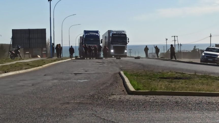 La Justicia absolvió a un trabajador municipal de Caleta Olivia condenado por cortar la Ruta 3
