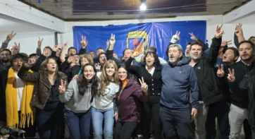 La “proscripción” de CFK reaviva a los peronismos patagónicos
