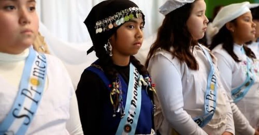El Parlamento Mapuche respondió a Avruj sobre la jura de la bandera mapuche