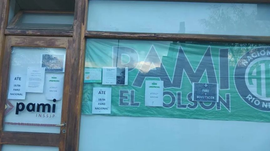 Polémica en el PAMI de El Bolsón: cerraron en apoyo a CFK y podrían aplicar sanciones
