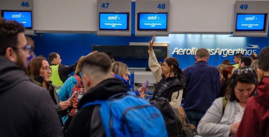 El sindicato de pilotos definió un paro nacional