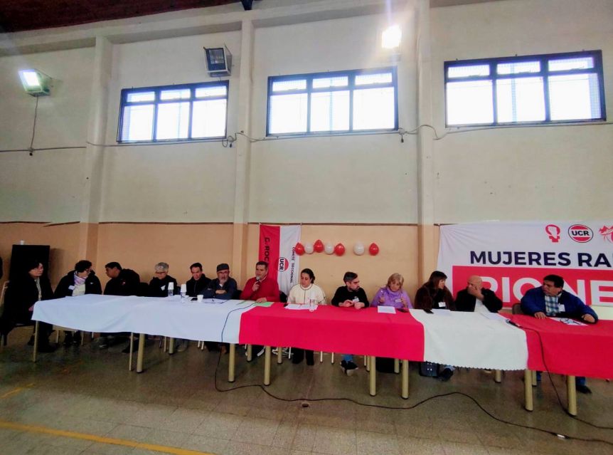 La UCR de Río Negro reunió su Convención e irá hacia octubre por la avenida del medio