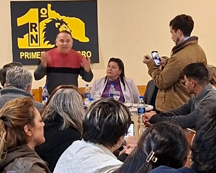 Ariel Rivero cantó pri en Río Negro al resto de libertarios y se lanzó al Senado