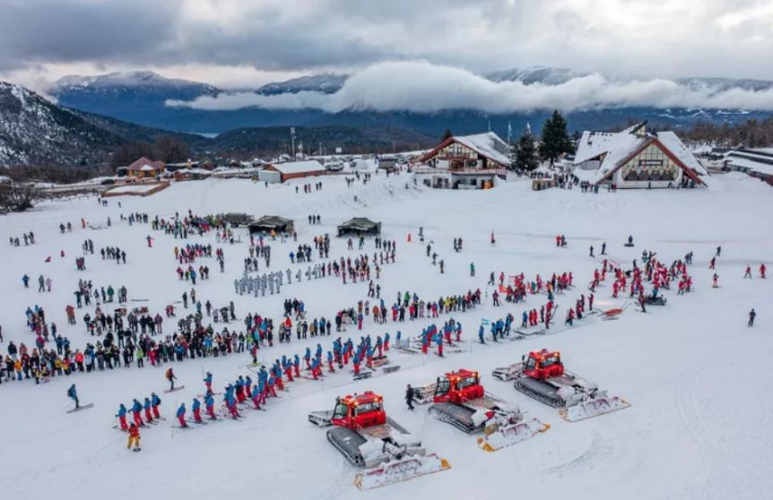 Comenzó la temporada de esquí en Chapelco con un novedoso sistema de control