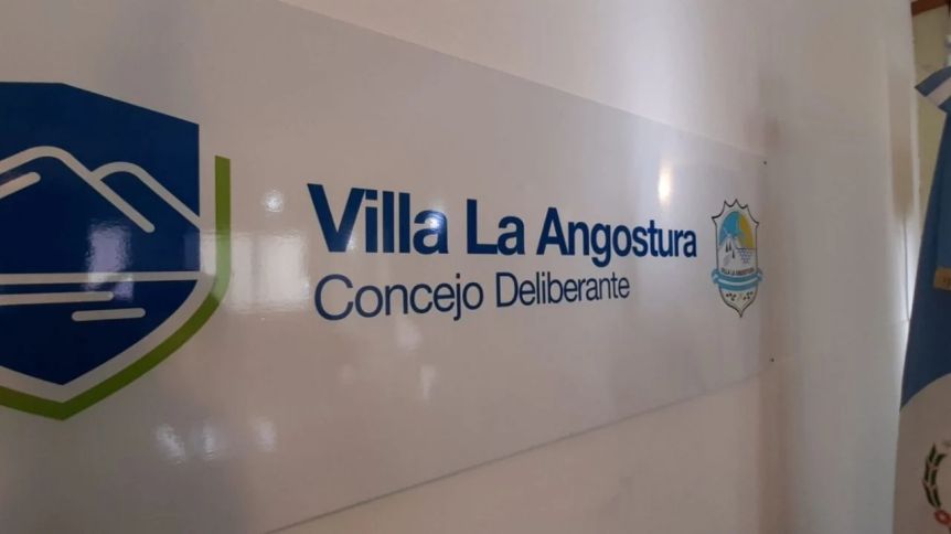 Escándalo en en el Deliberante de Villa La Angostura: denunciaron a un asesor por violencia laboral