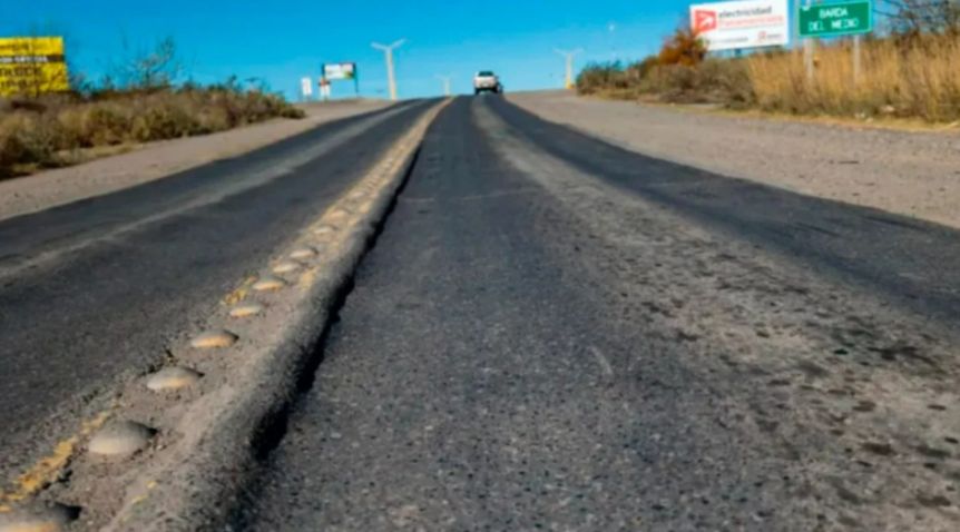 Más municipios se hacen cargo de obras viales en las rutas de Vaca Muerta
