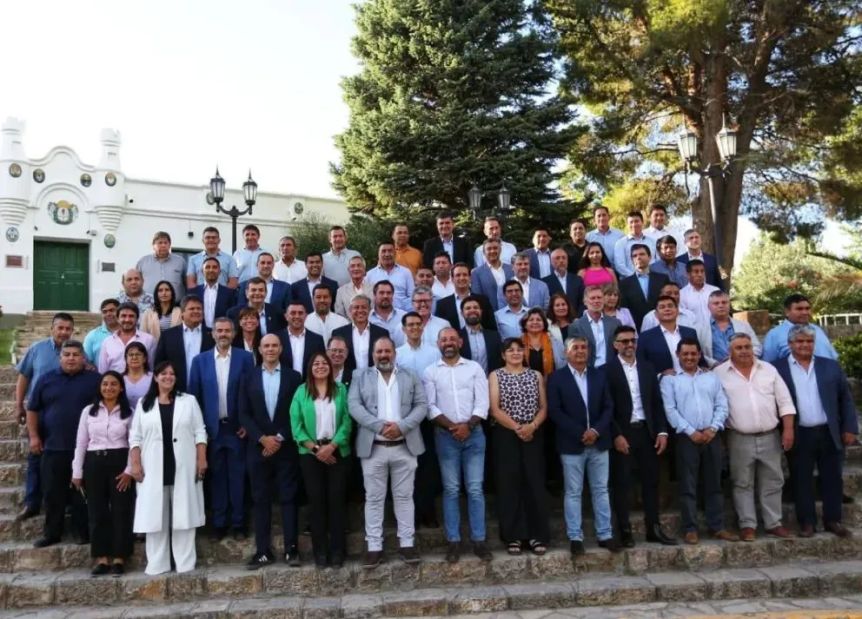 La Provincia invertirá $1.700 millones para obras en 14 localidades
