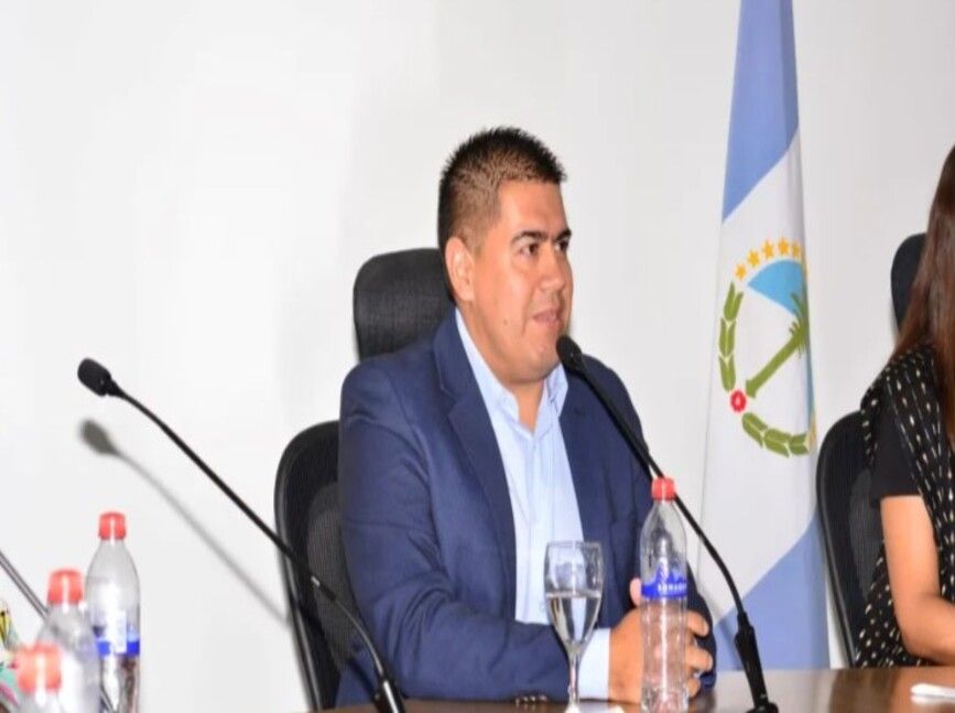 El intendente de San Patricio del Chañar se descompensó y está internado