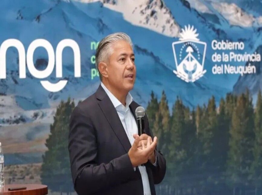 Rolando Figueroa viaja a Estados Unidos para gestionar inversiones para Vaca Muerta
