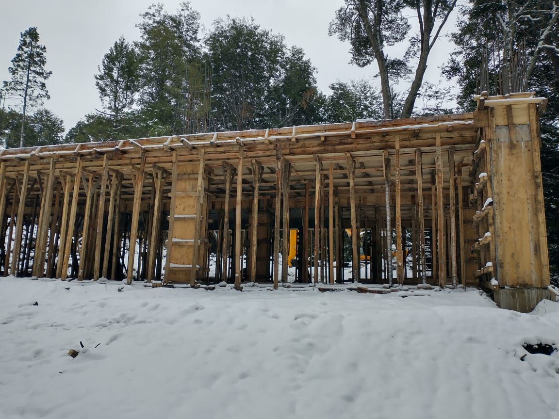 Bariloche: dos proyectos hoteleros quedaron bajo análisis del Concejo por reclamos vecinales