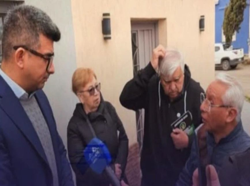 Declararon persona no grata a Jairo Guzmán por llamar “pelado mercenario” a un jubilado
