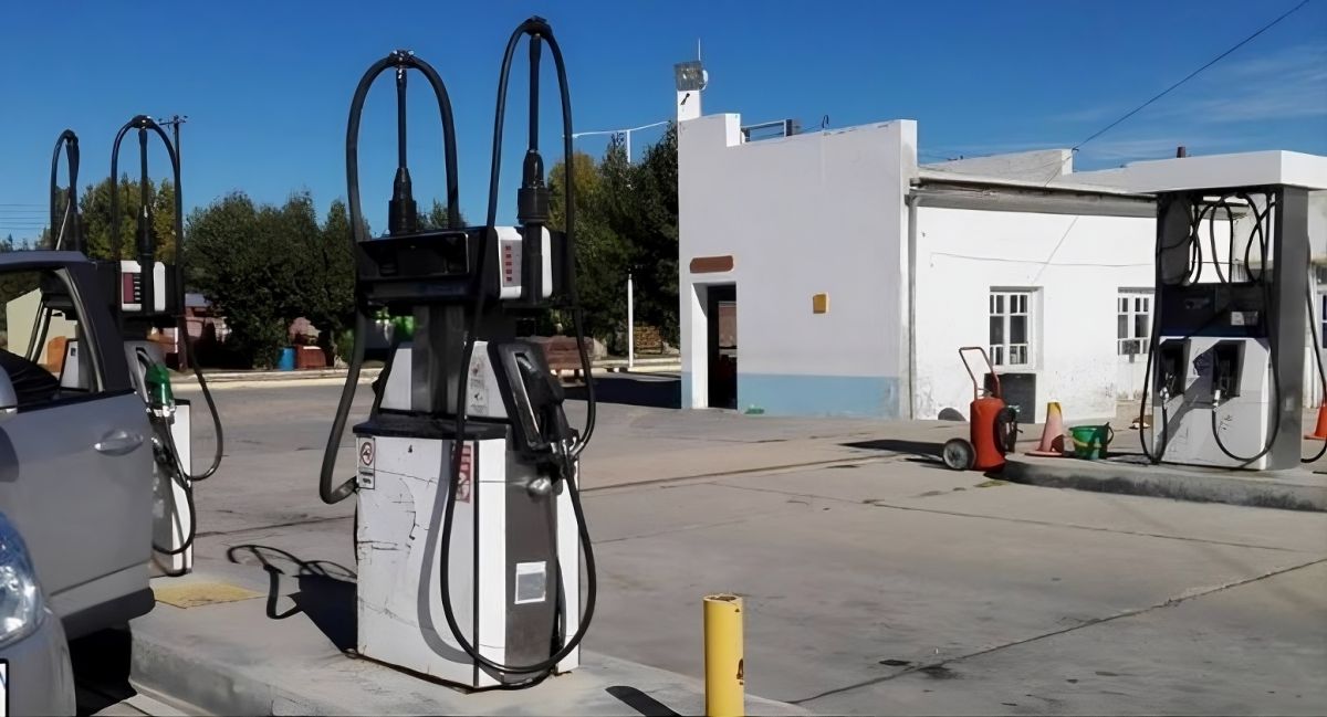 Casi un mes sin combustible: la crisis que mantiene en vilo a un pueblo de Chubut