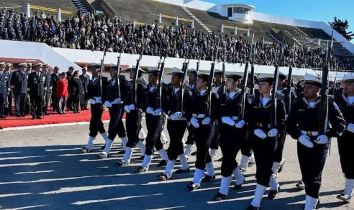 Millonaria denuncia de sobresueldos en la Armada