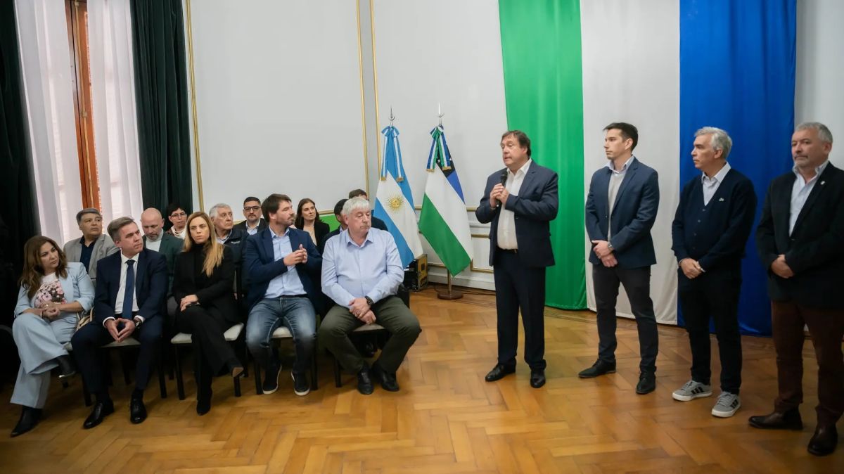 Weretilneck acordó con los intendentes un refuerzo millonario para los municipios