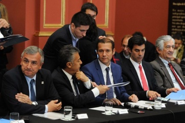 El ministerio del Interior y la AFIP firmaron un acuerdo con las provincias