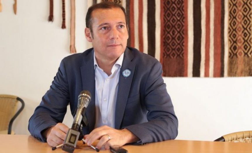 Gutiérrez oficia de intermediario en la pelea de Nación con Tecpetrol