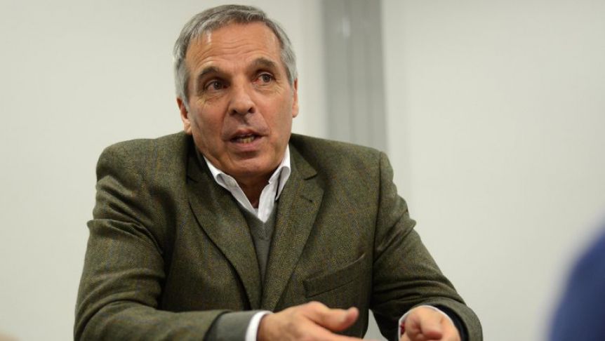 Vuelve a aparecer Sapag en el radar de Alberto Fernández