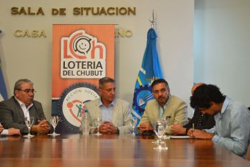 Autos de alta gama y casas de lujo: extitular de Lotería imputado por enriquecimiento ilícito