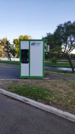 Carreras cambiaría la Residencia oficial por una casa en la Costanera