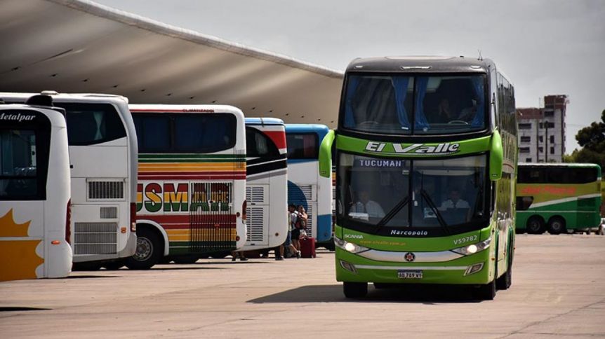 Prorrogan la suspensión total del transporte de larga distancia hasta el 31 de marzo