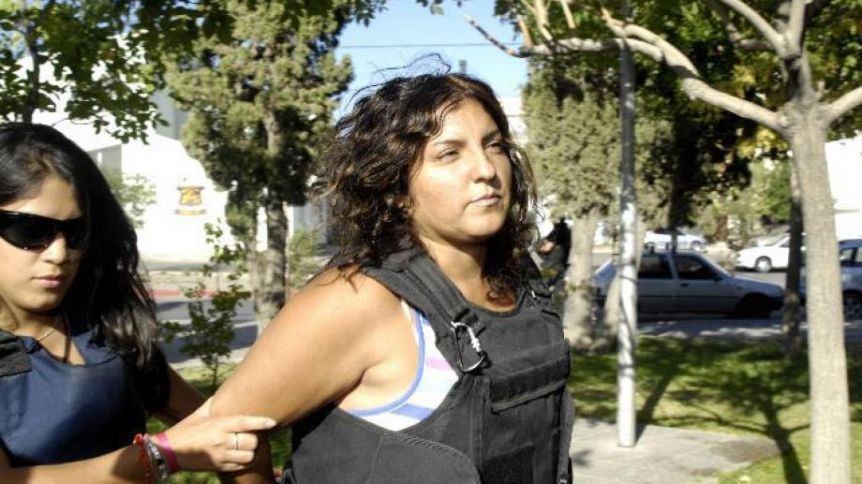 Polémica por las prisiones domiciliarias a dos abusadores y a una narco