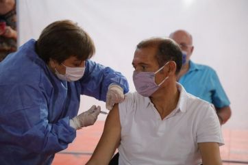 Comenzó la vacunación y ya se la aplicaron varios dirigentes patagónicos