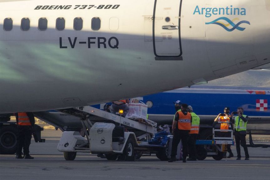 Qué dijo el Gobierno sobre el envío de 60 vacunas a Calafate