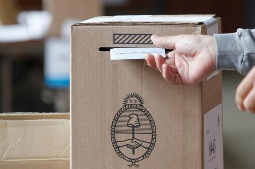 En medio de la tensión opositora, el Gobierno busca consensos para postergar las elecciones