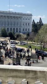 Cierran el Capitolio por amenazas y confirman dos fallecidos