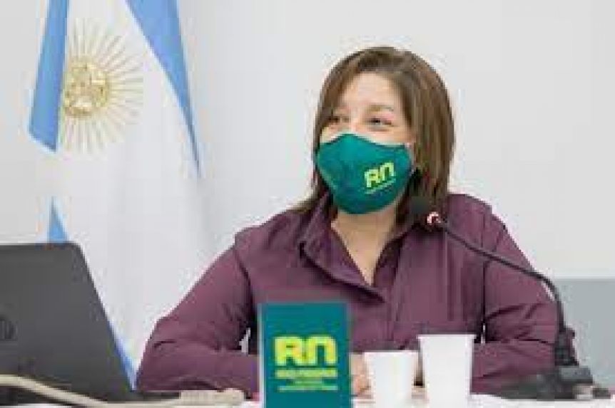 Arabela Carreras analiza nuevas medidas de restricción para la provincia
