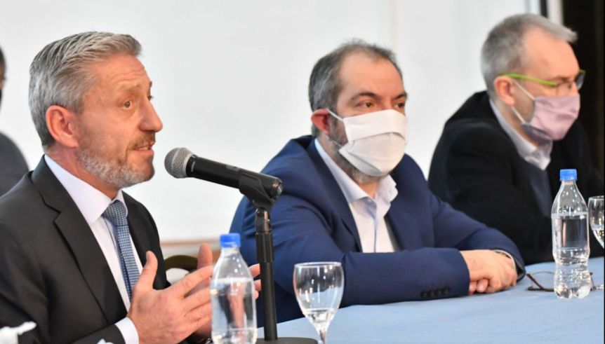 El Gobierno lanzó un Plan de Vacunación para el sector productivo e industrial