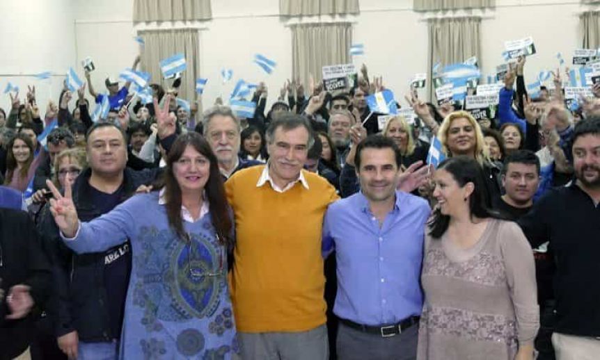 Siguen sumándose nombres en el Frente de Todos: otra mujer se lanzó como precandidata