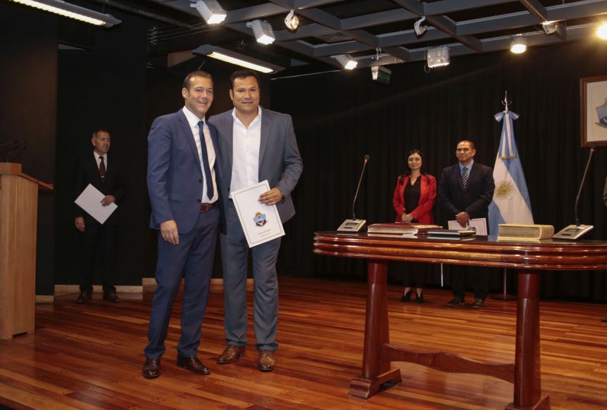 La lista Azul definió su equipo y espera la confirmación de Figueroa de cara a las PASO