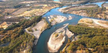 Carreras inauguró la temporada de riego con fuertes anuncios ambientales