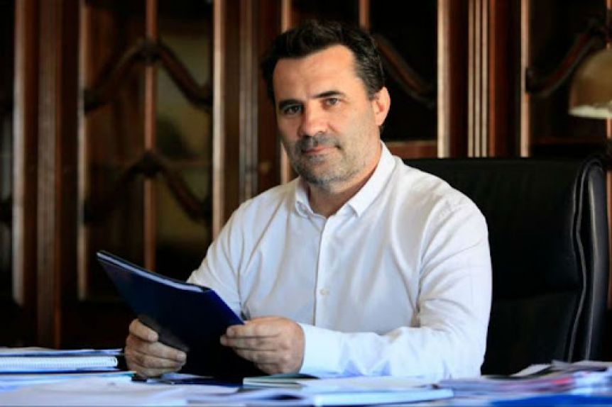 Martínez le respondió a Gutiérrez por el reclamo millonario de regalías hidroeléctricas