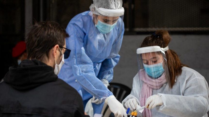Confirmaron 19 muertes y 1.518 contagios por covid en las últimas 24 horas