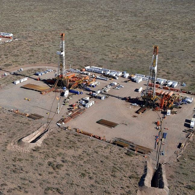 Récord petrolero en octubre: por Vaca Muerta, se registró la producción más alta desde 2004
