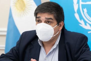 Tensión en El Chalten: grupo de padres repudió el pase sanitario en escuelas