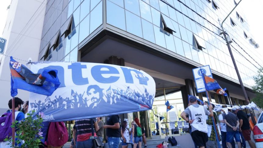 Continúan las negociaciones por la paritaria docente: cuarto intermedio hasta mañana