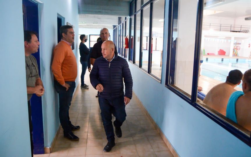 ¿Pone primera? Con la mira en 2023, Sastre encabezó una recorrida por el Valle