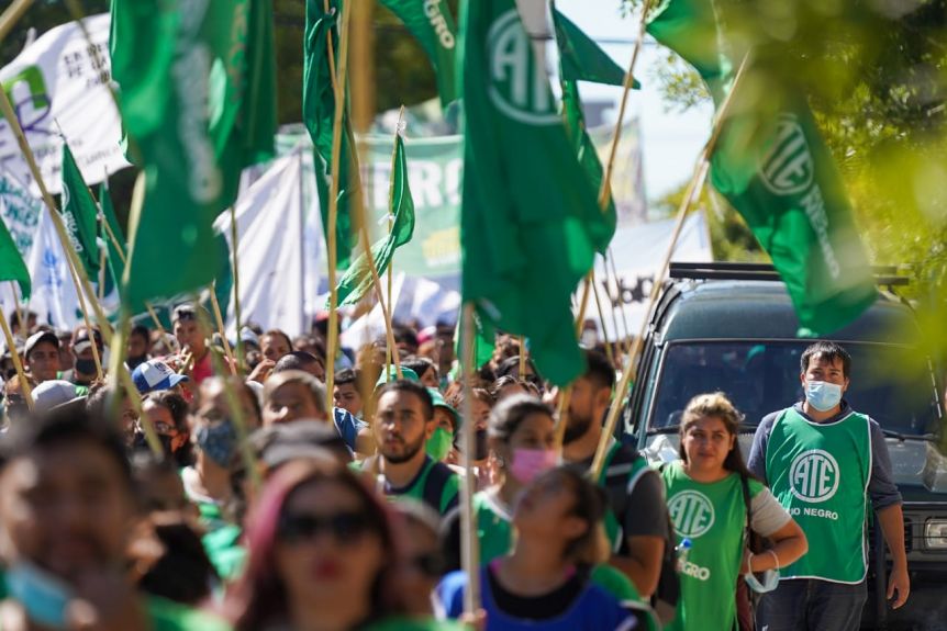 Paritarias: Estatales exigen nueva propuesta del Gobierno o profundizarán las medidas de fuerza