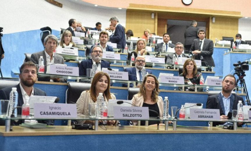 Respaldo rionegrino a la iniciativa del pago de la deuda del FMI con dólares fugados