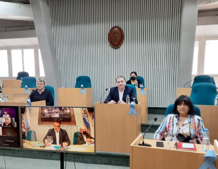 Desde la UCR proponen cambiar la Ley de Paridad de Género